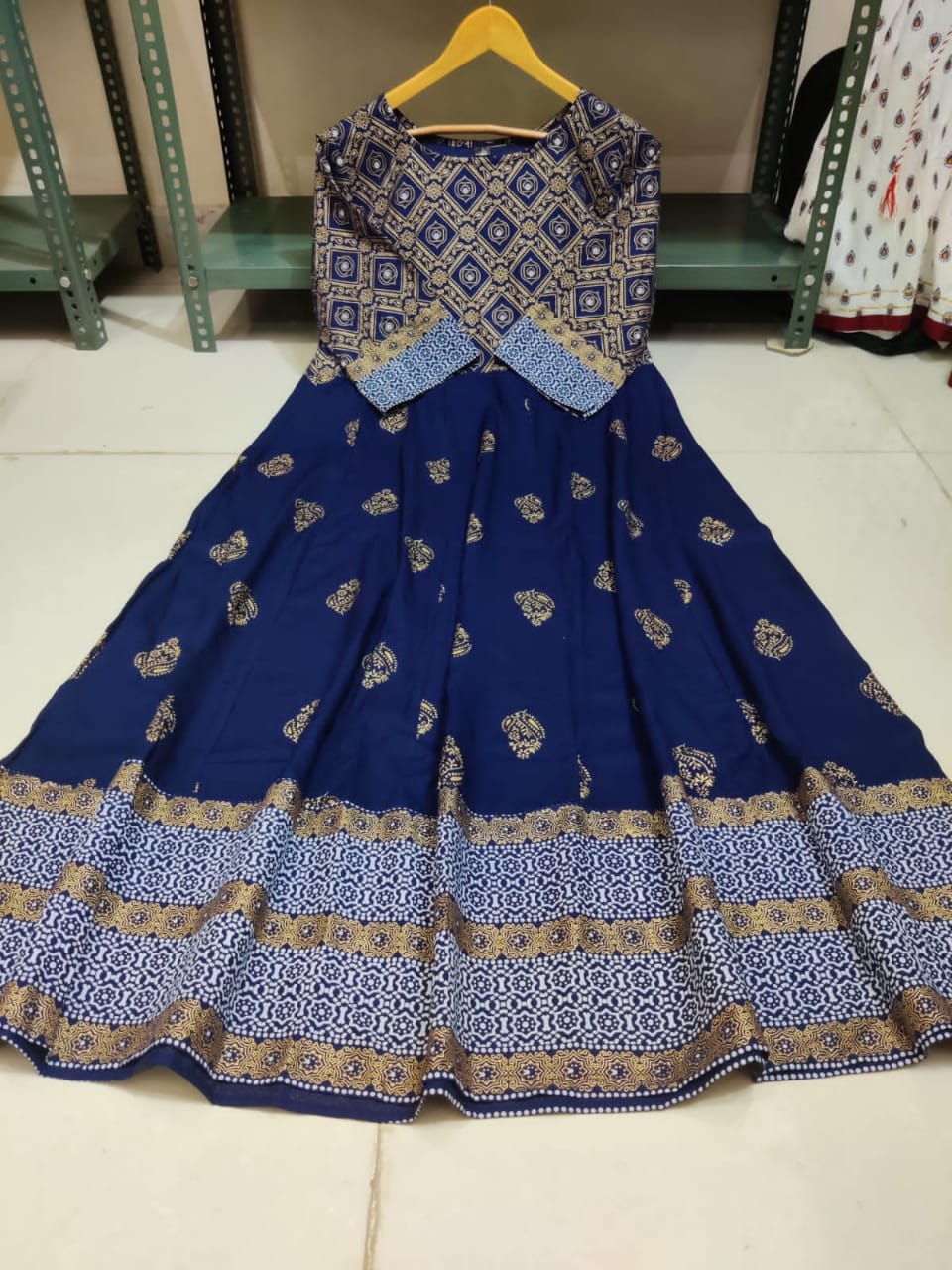 Classy Kurtas for Women-SHK1119