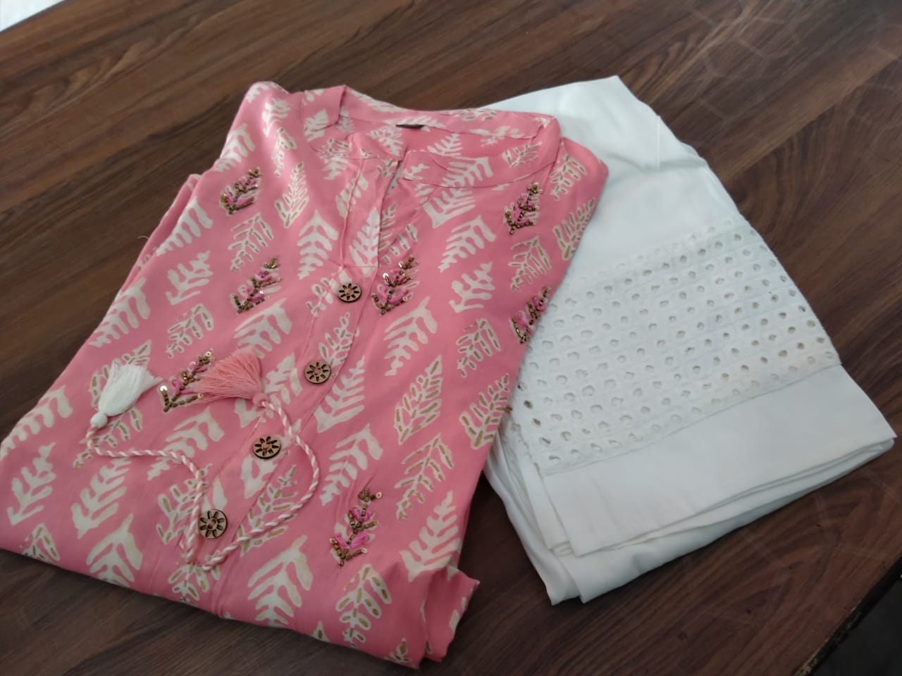 Casual Kurta Sets for Women-SHKS1129