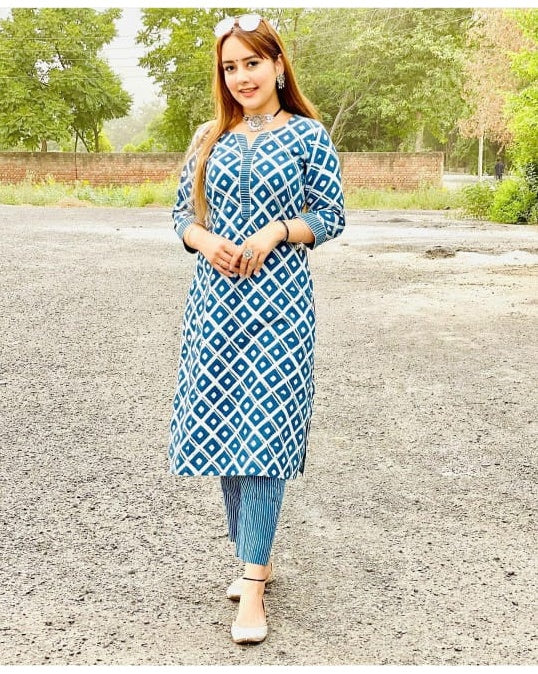 Casual Kurta Sets for Women-SHKS1064
