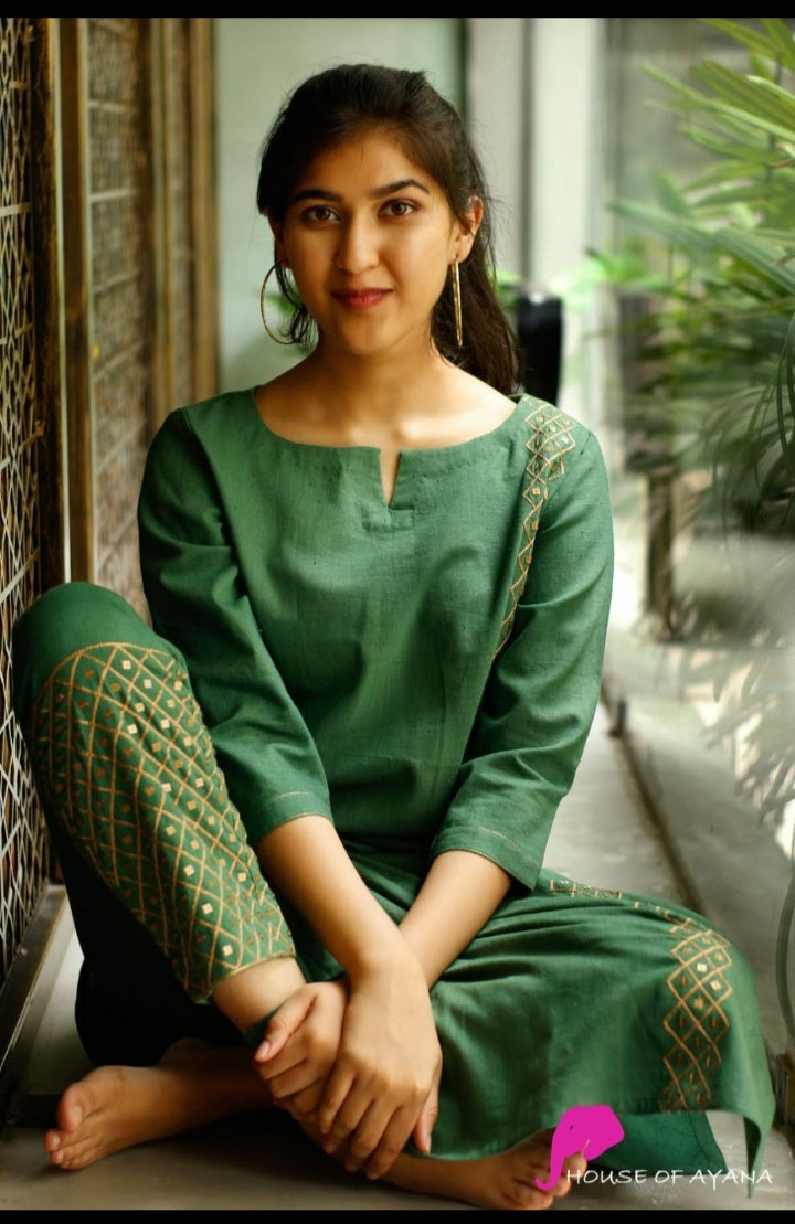 Awesome Rayon Kurta Sets for Women-SHKS1115