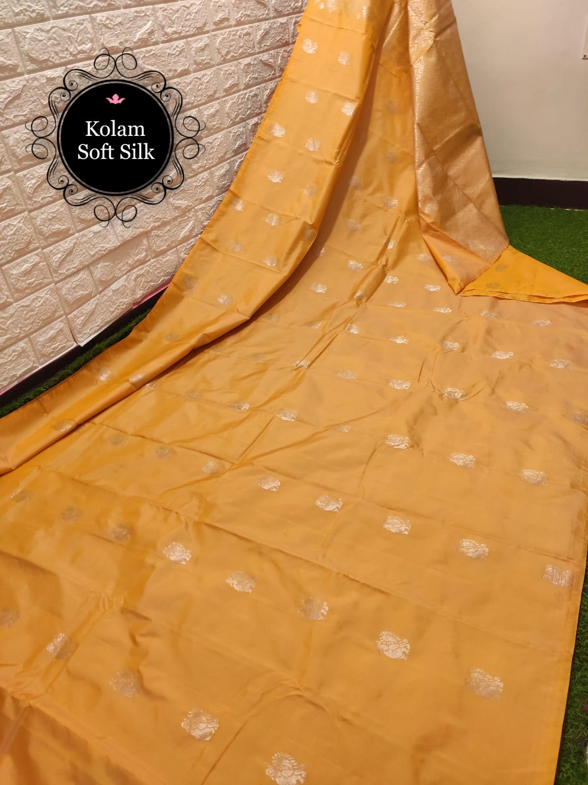 Festive Collections Soft Silk Sarees -SH0582