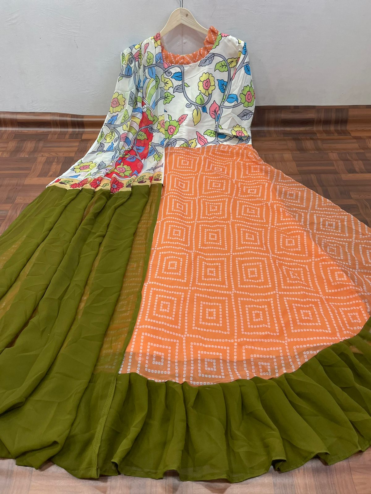 Heavy Designer Gowns for Women-SHK1118