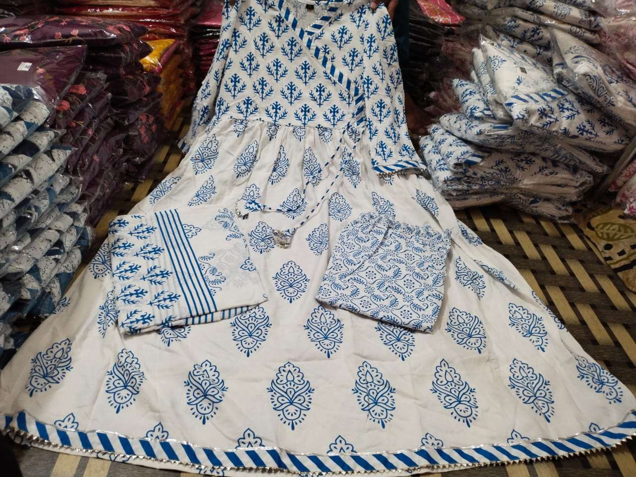 Beautiful Anarkali Kurta Sets for Women-SHKS1068