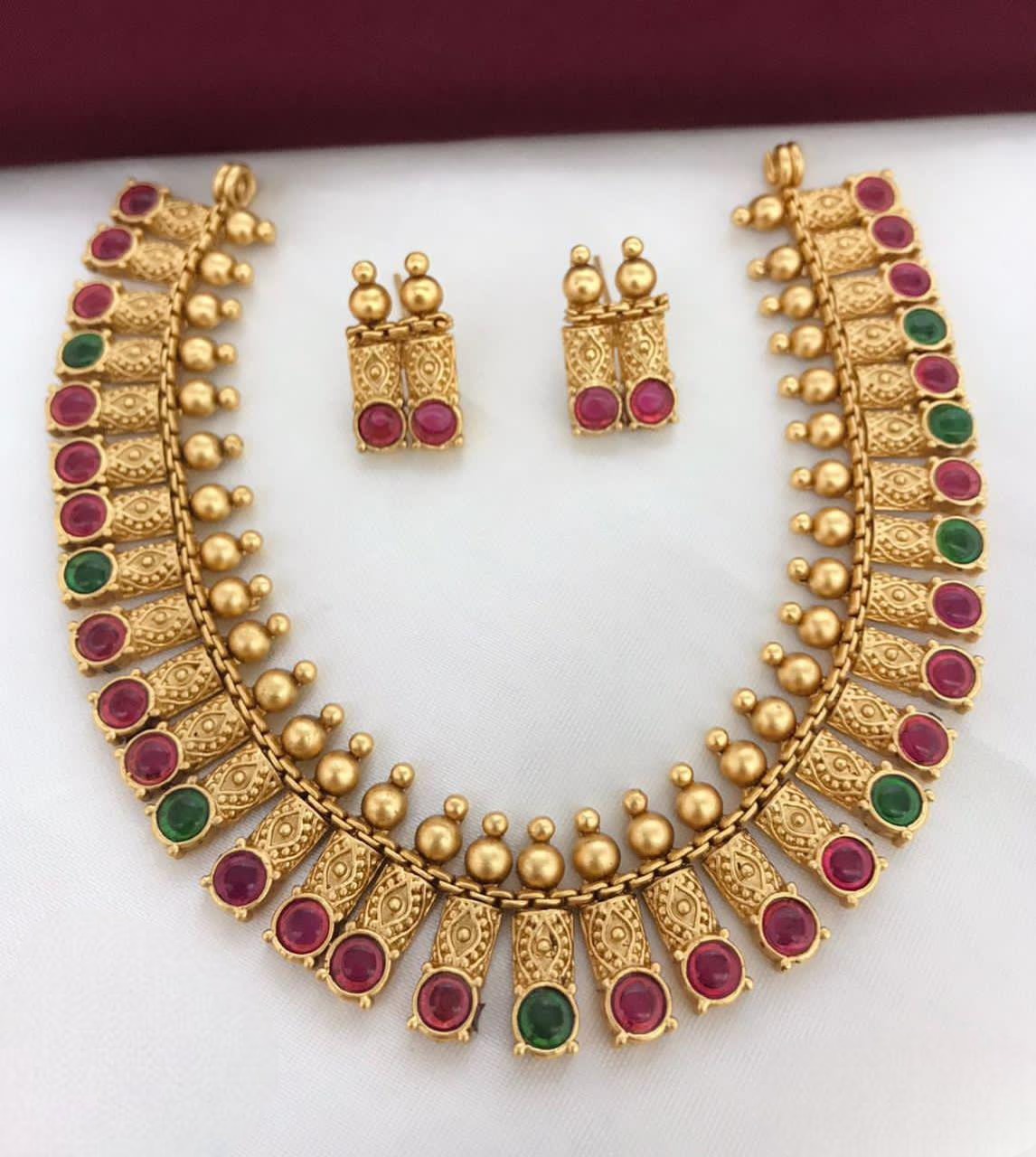 Trendy Matte Finish Neck Set- SHJ1093