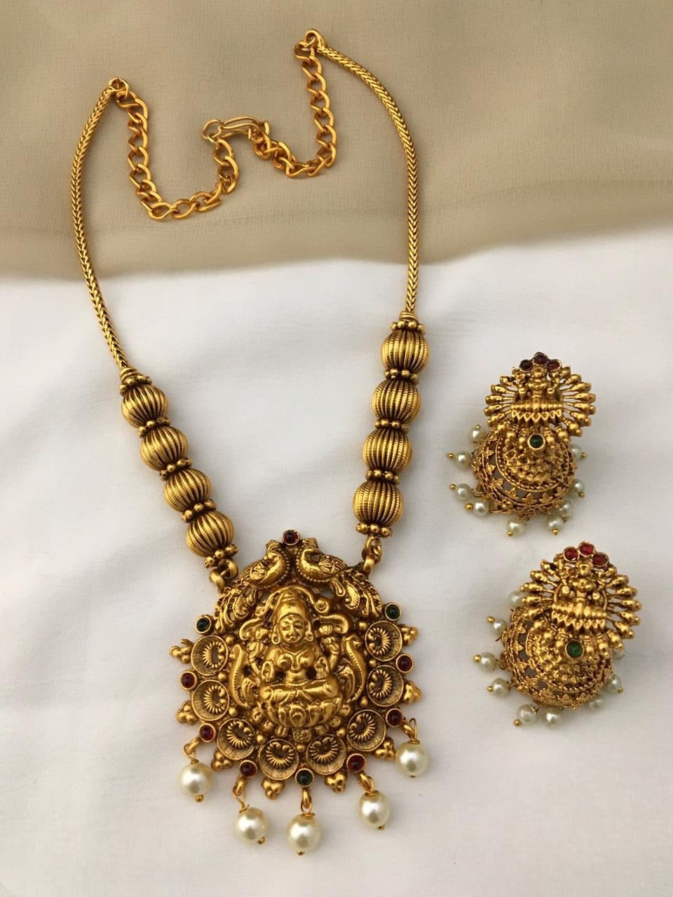 Exclusive Matte Finish Neck Set for Women - SHJ1006