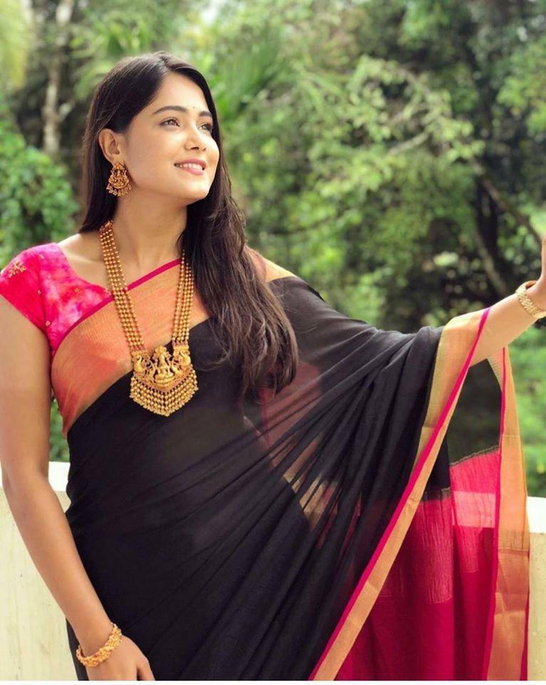 Amazing Semi Georgette Saree Collections -SH0639