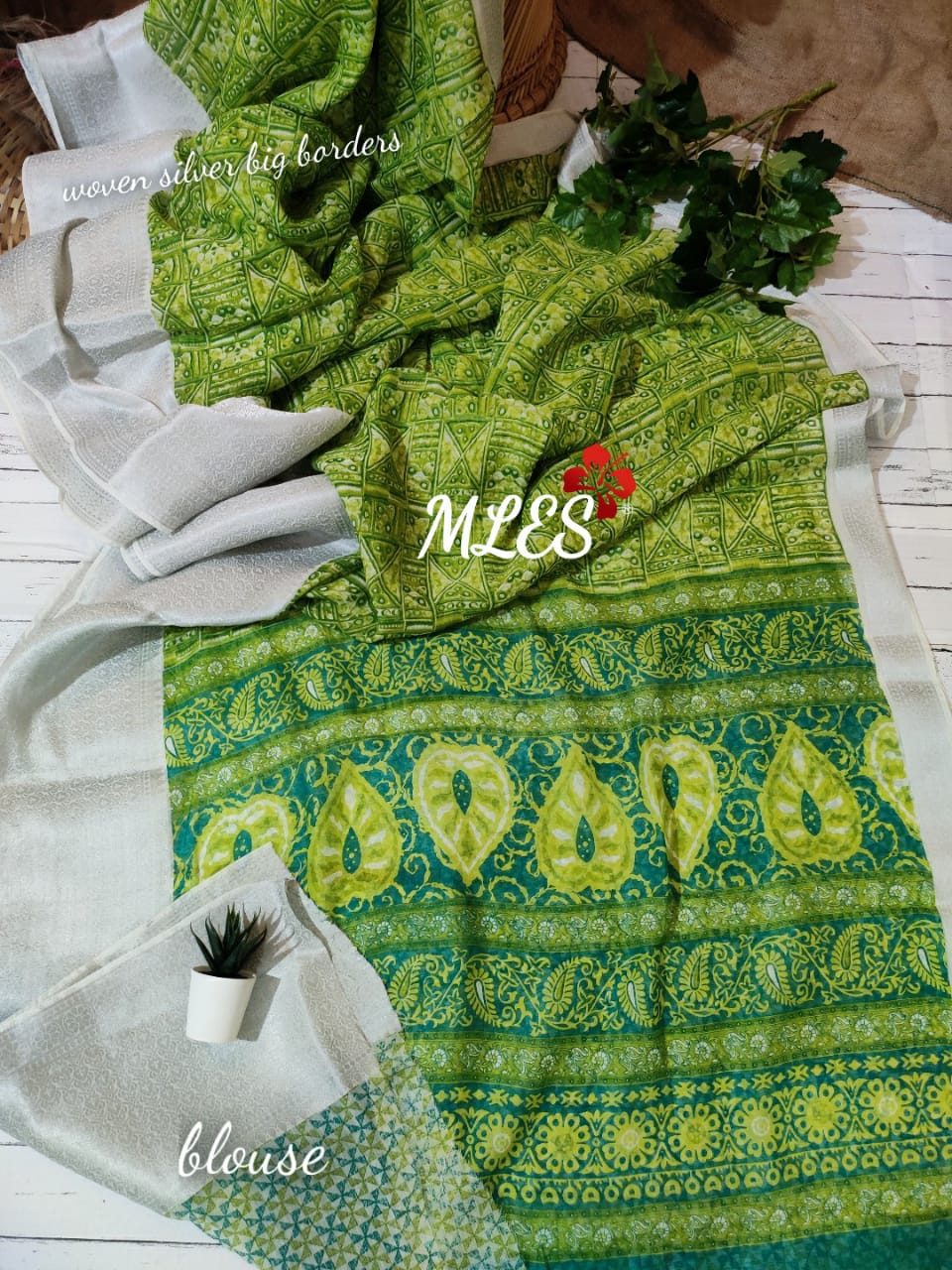 Lovely Linen Saree Collections-SH0562