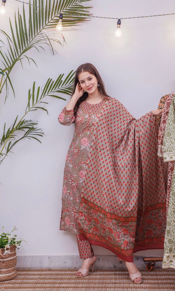 Beautiful Kurta Sets for Women-SHKS1087
