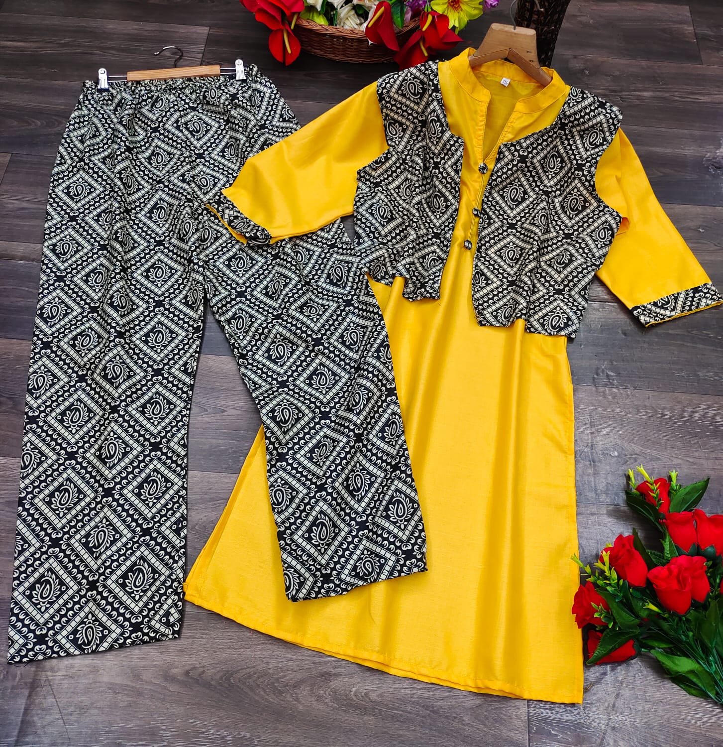 Fusion Kurta Sets for Women-SHKS1090