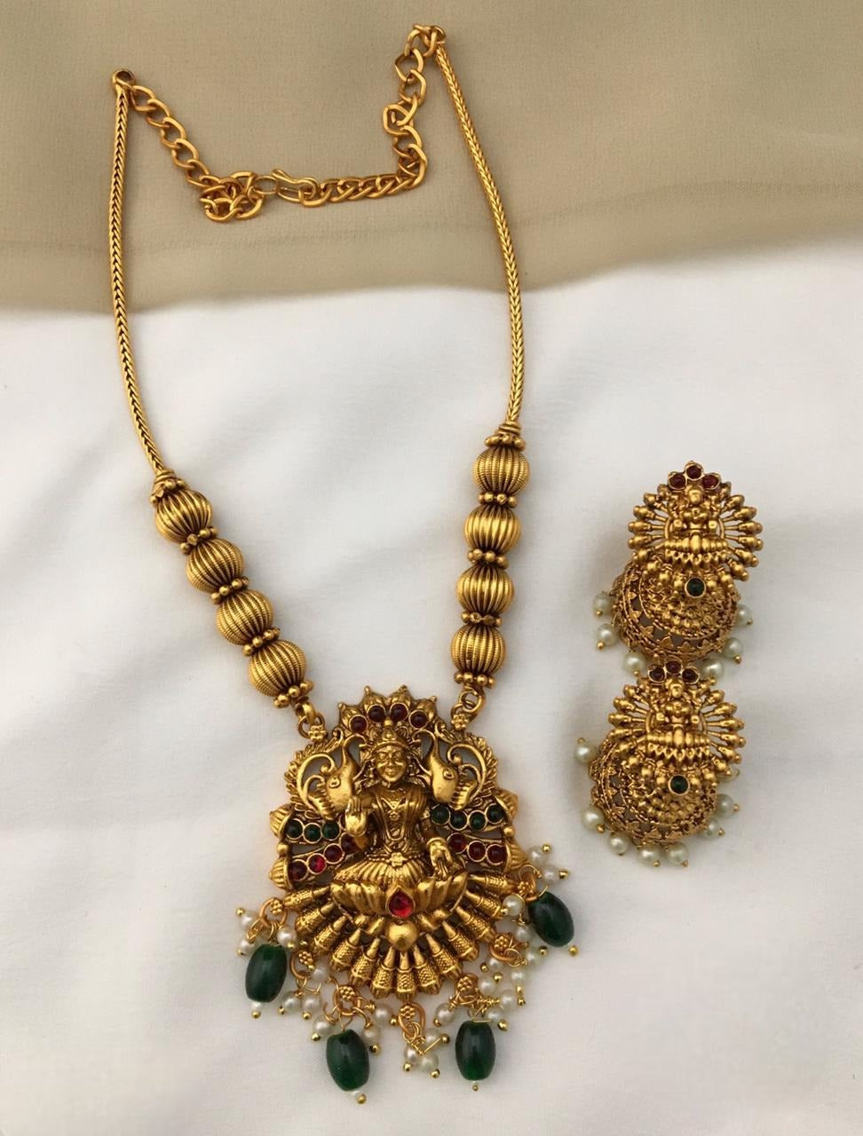 Premium Quality Temple Neck Set - SHJ1099