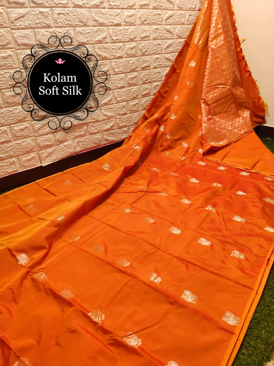 Festive Collections Soft Silk Sarees -SH0582