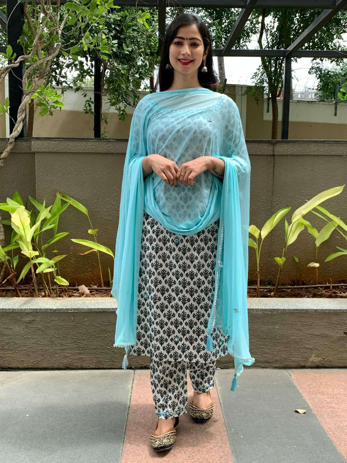 Classy Kurta Sets for Women-SHKS1079