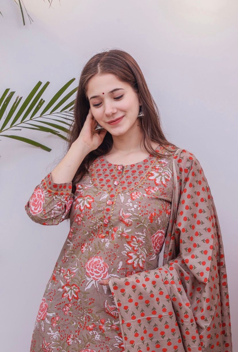 Beautiful Kurta Sets for Women-SHKS1087