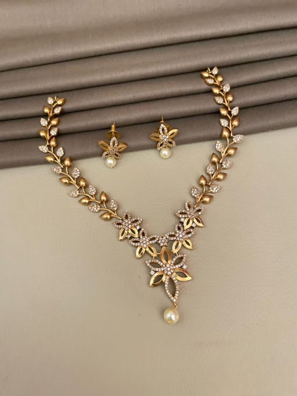 Premium Quality Stone Neck Set - SHJ1101