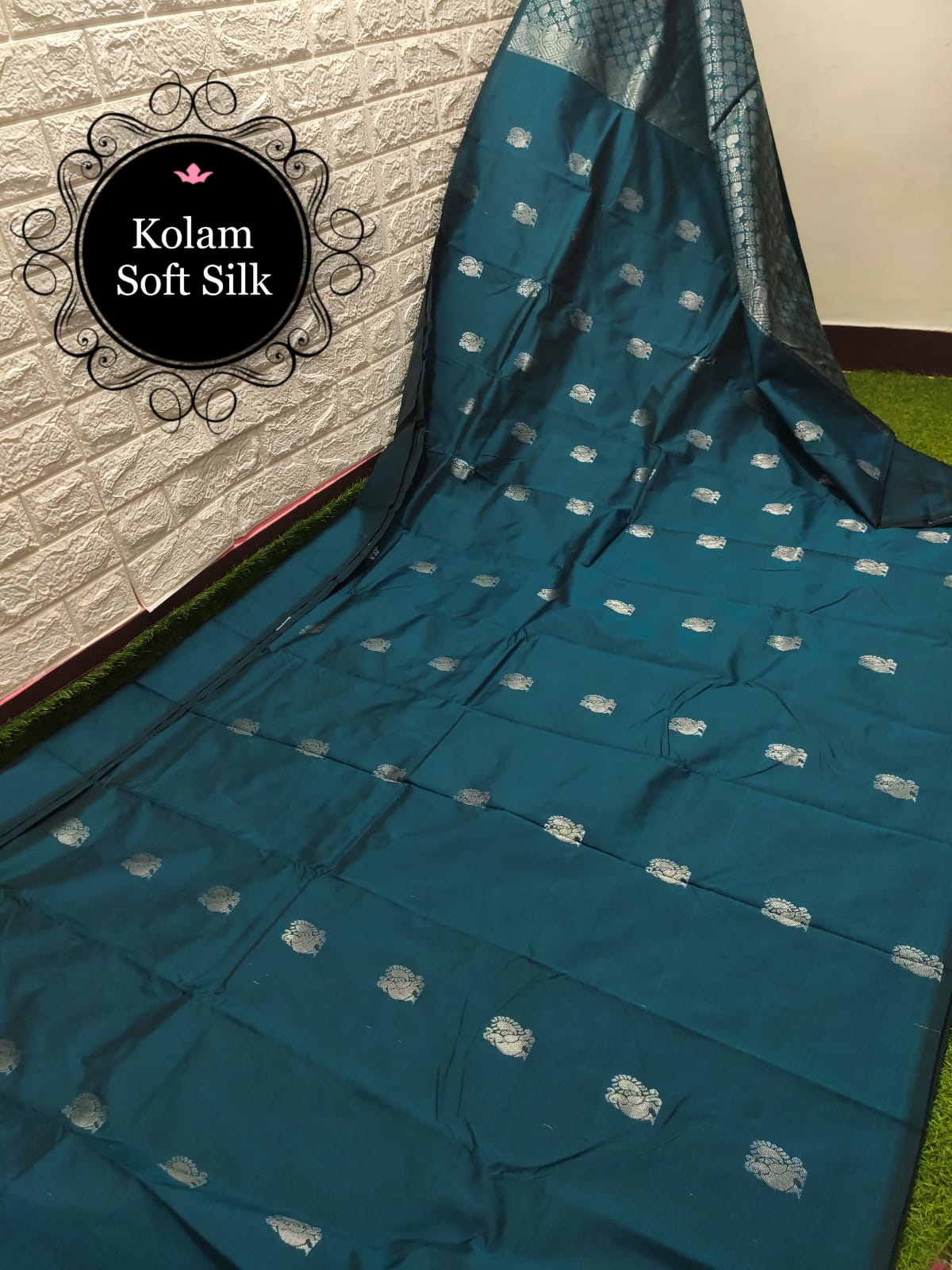 Festive Collections Soft Silk Sarees -SH0582
