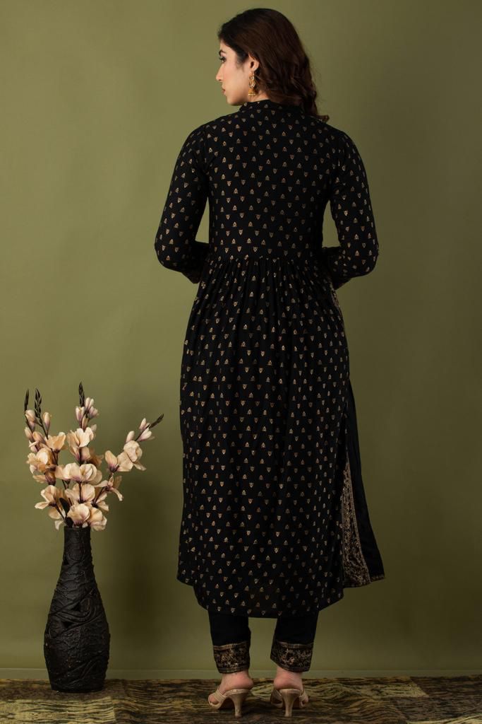 Beautiful Kurta Sets for Women-SHKS1106