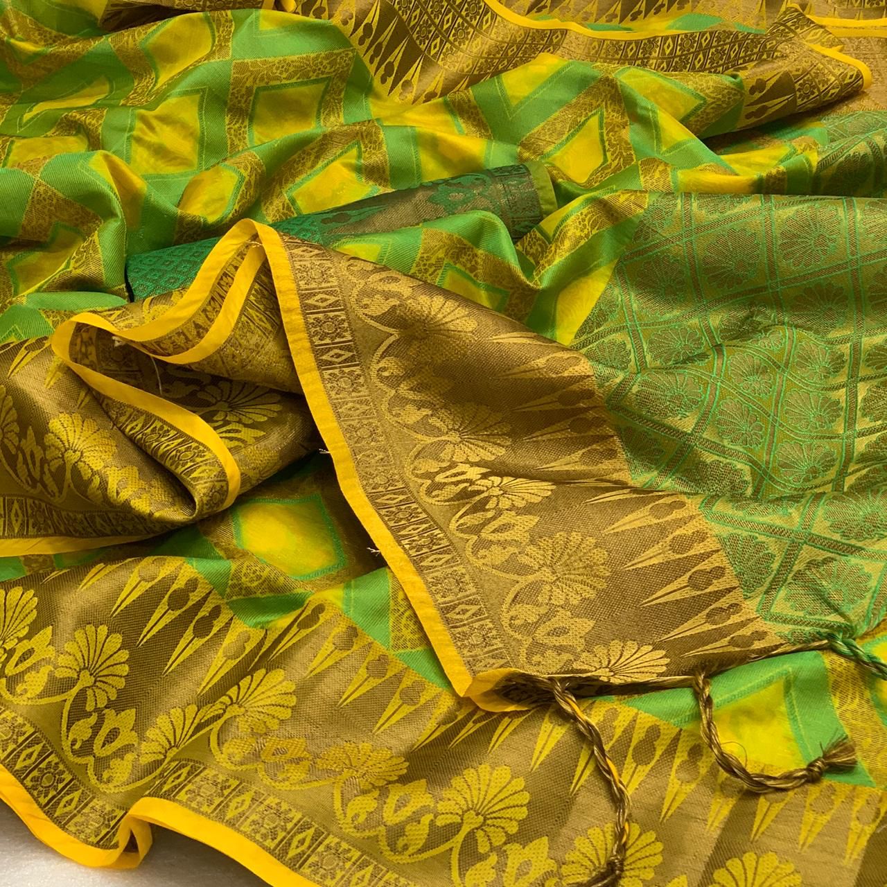 Handloom Kora Muslin Sarees -SH0577