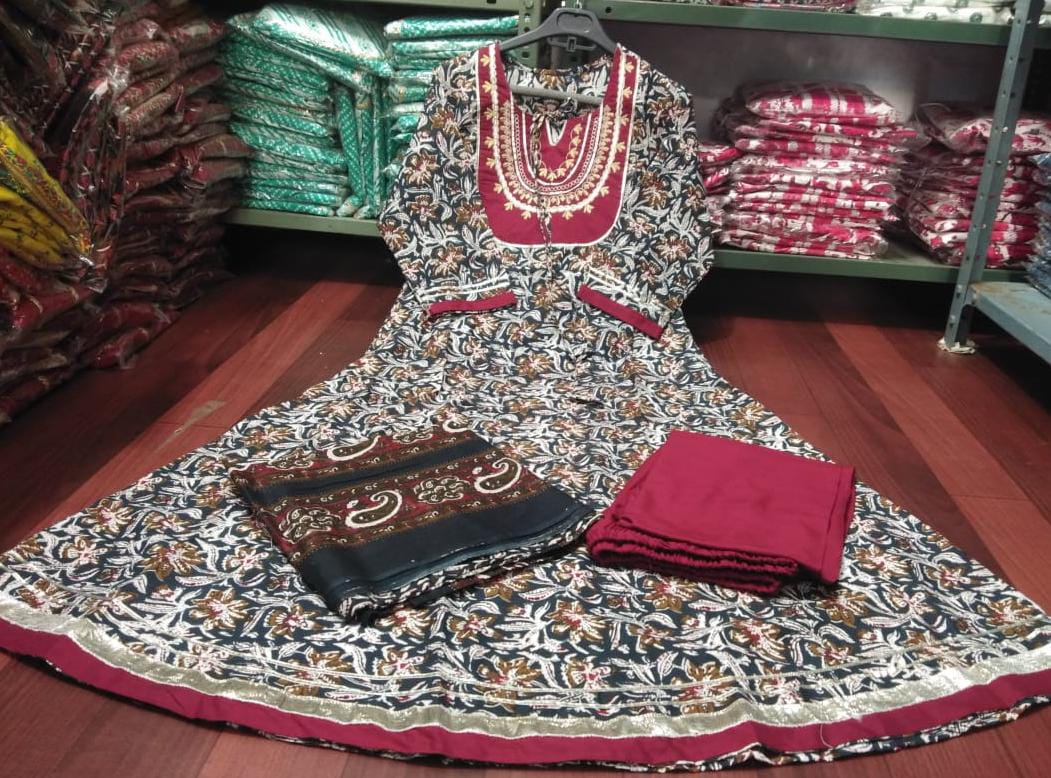 Ethnic Kurta Sets for Women-SHKS1026