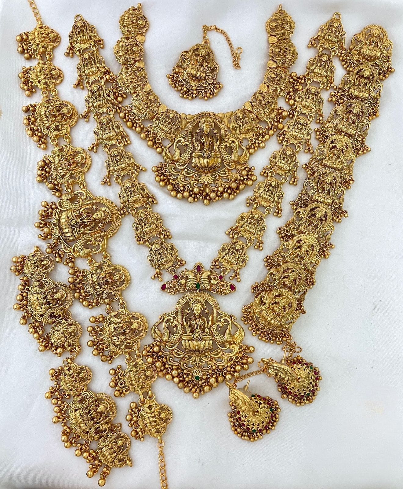 Premium Quality Matte Finish South Indian Bridal Sets - SHJ1077