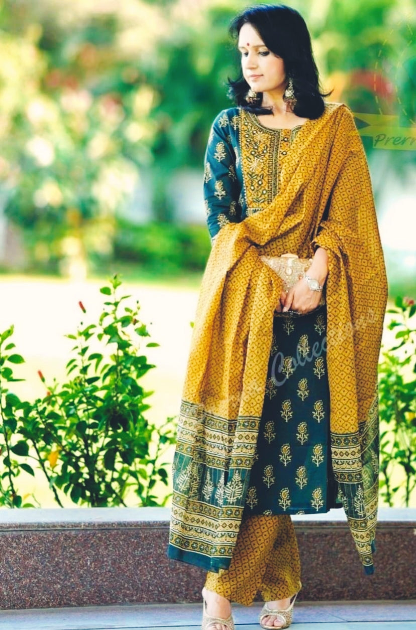 Awesome Kurta Set for Women-SHKS1156