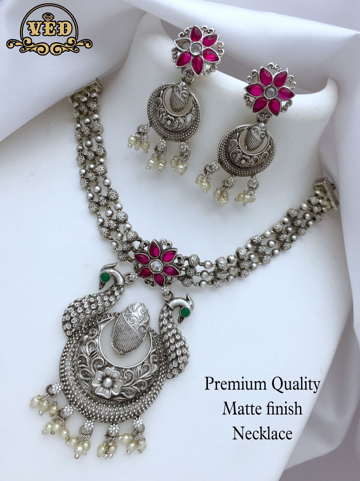 Elegant Matte Finish Necklace Set- SHJ1038