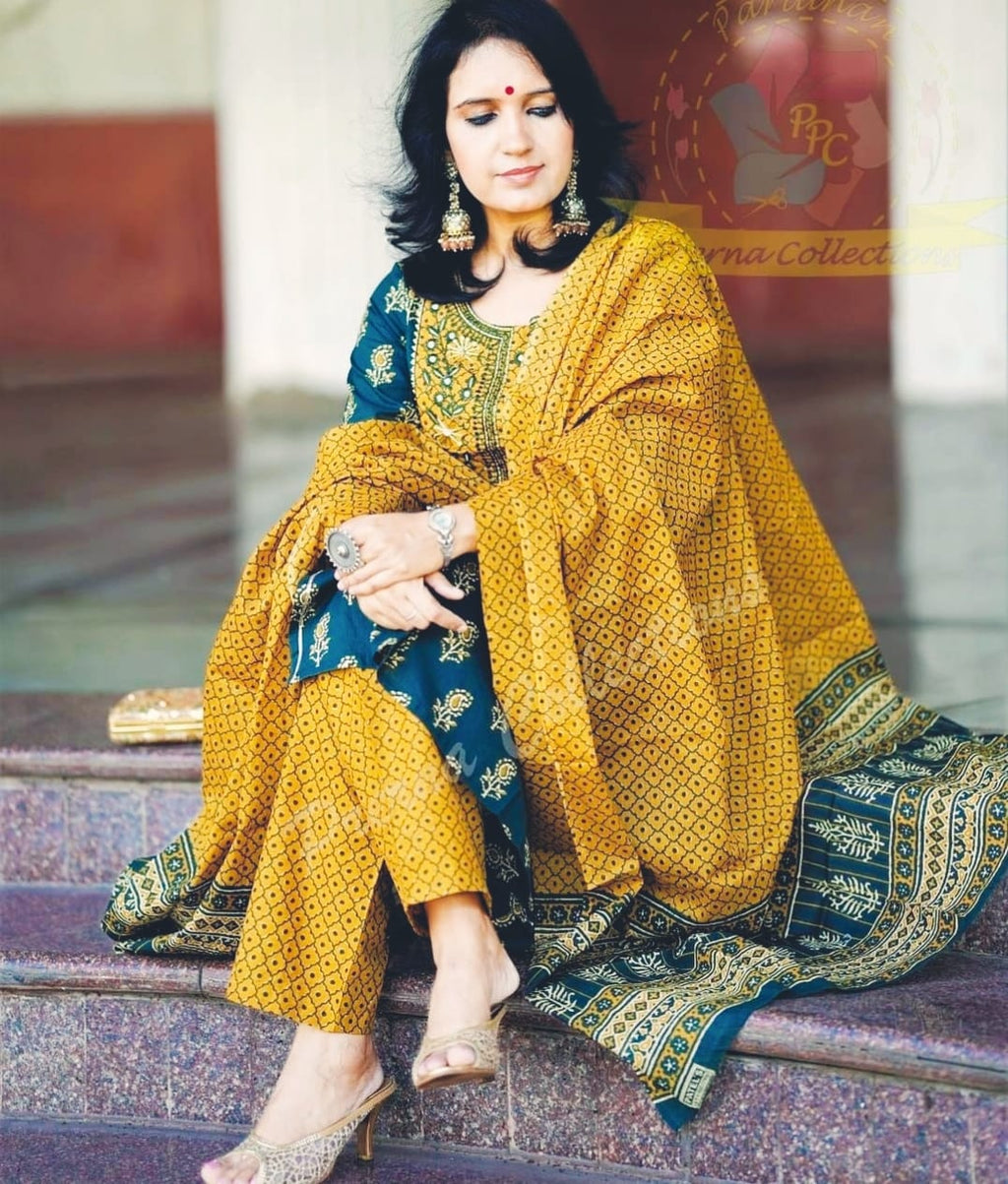 Awesome Kurta Set for Women-SHKS1156