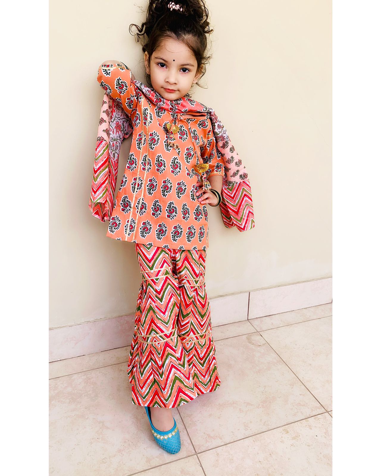 Kurti Sharara Dupatta Set for Girls-SHG1069