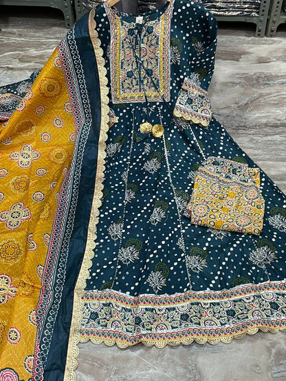 Ethnic Handwork Anarkali Kurta Sets for Women-SHKS1141