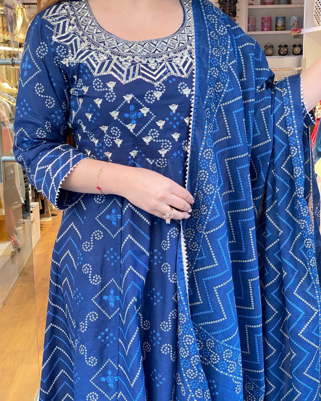 Pretty Anarkali Kurta Sets for Women-SHKS1149