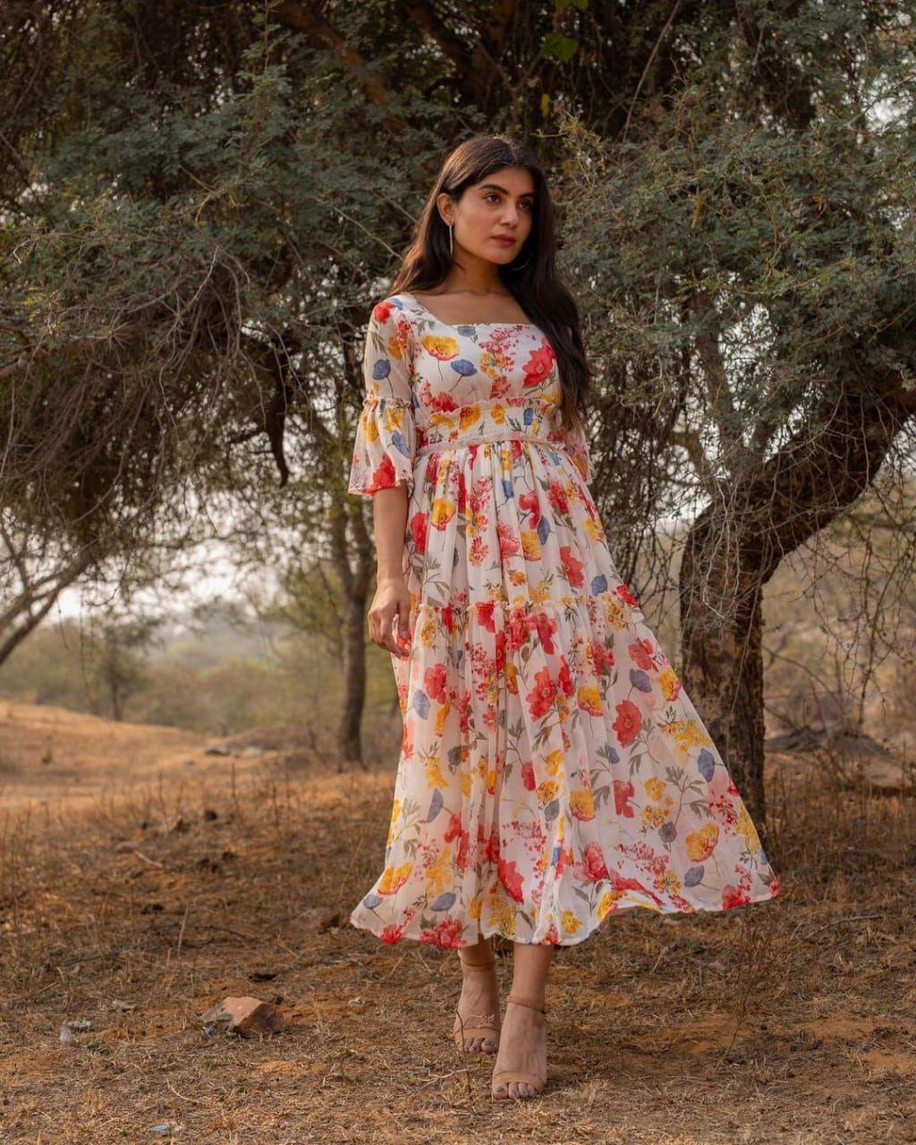 Cute Georgette Fusion Gowns for Women-SHK1136