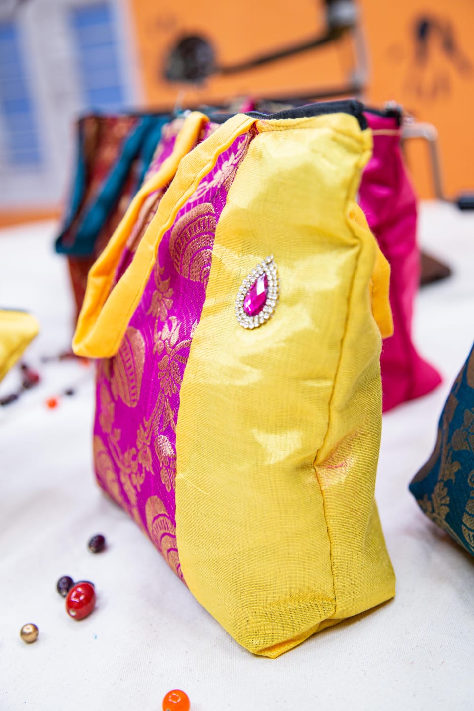 Brocade Giveaway Bags-SHB1064