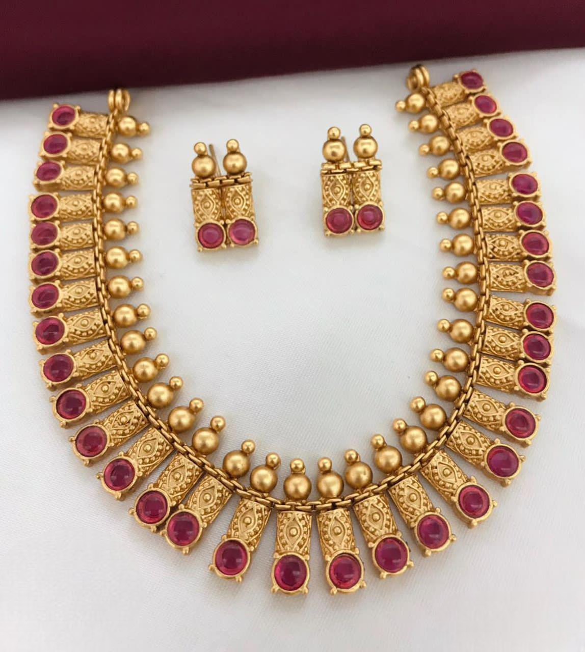 Trendy Matte Finish Neck Set- SHJ1093