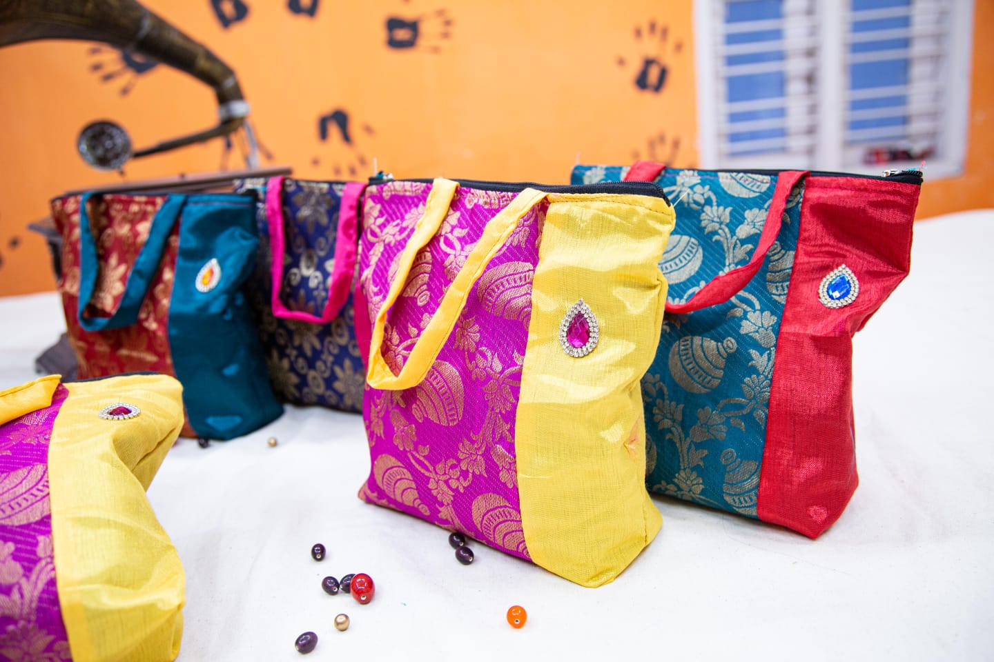 Brocade Giveaway Bags-SHB1064