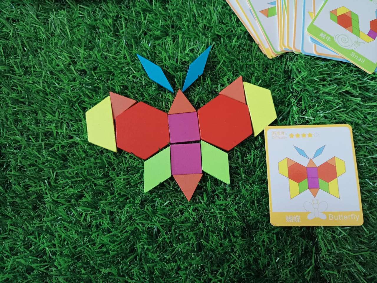 130 Pieces Colorful Pattern Blocks Toys for Kids-SHTM1133