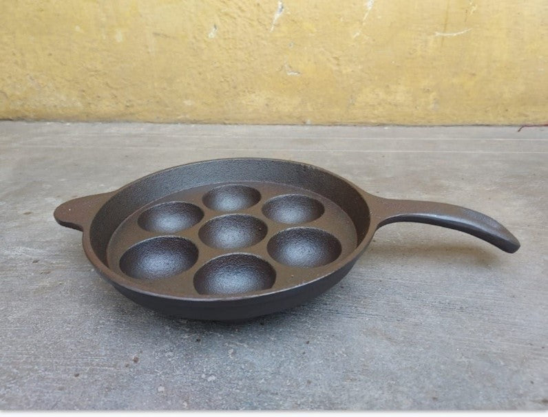 7 Pit Cast Iron Paniyaram Pan with Long Handle-SHC1014