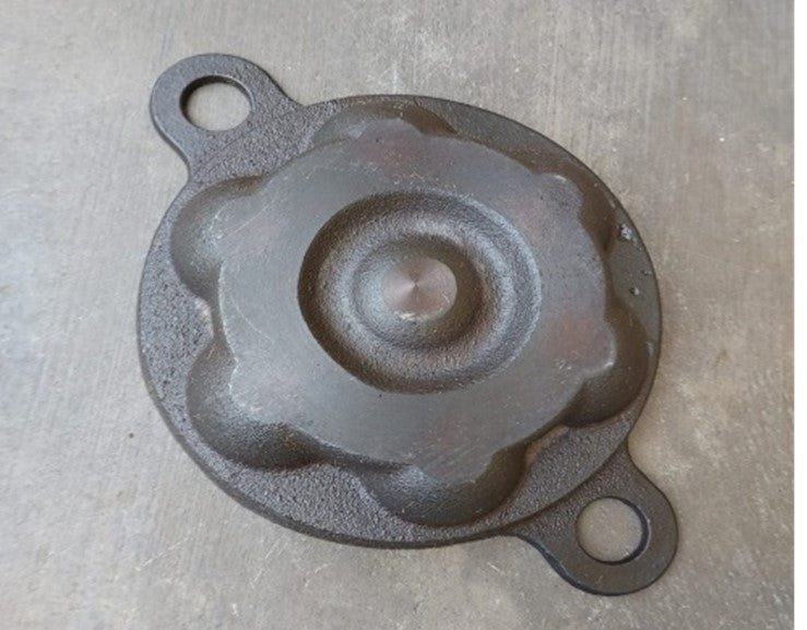 7 Pits Cast Iron Paniyaram Pan with Ring Handle-SHC1016